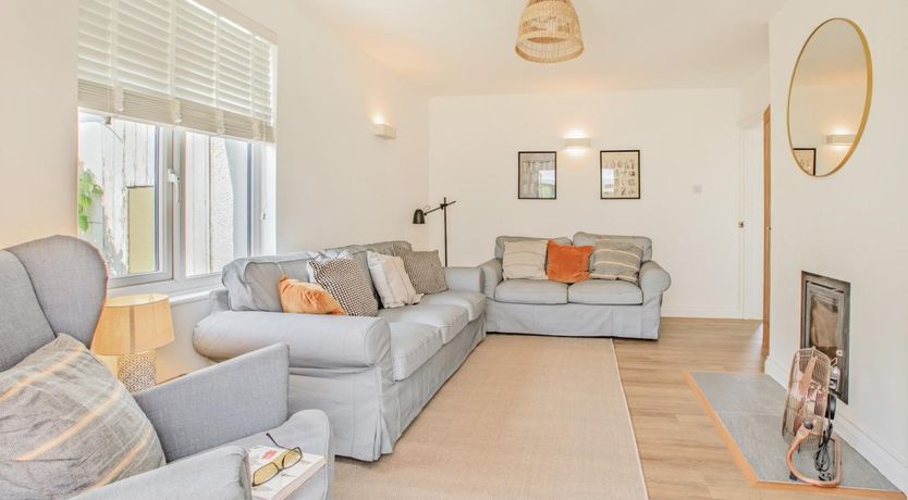 Photo of 3 Bed in Combe Martin