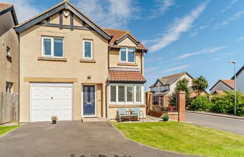 4 Bed in Seahouses Holiday Home