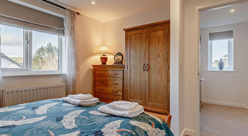 Photo of 3 Bed in St. Austell