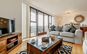 Photo of 2 Bed in Praa Sands