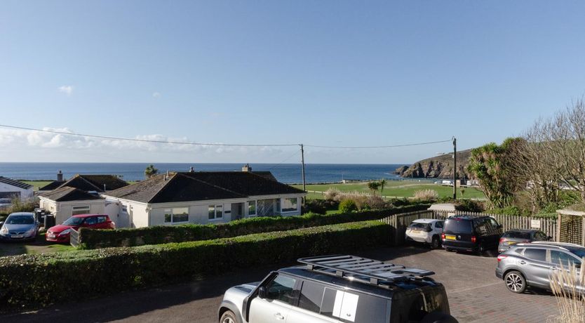 Photo of 2 Bed in Praa Sands
