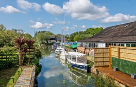 Photo of 4-bed-in-stalham