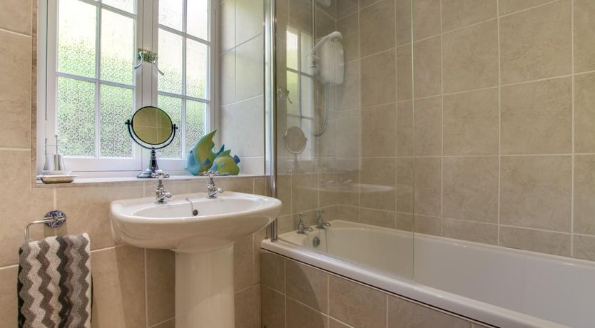 Photo of 3 Bed in Aberporth
