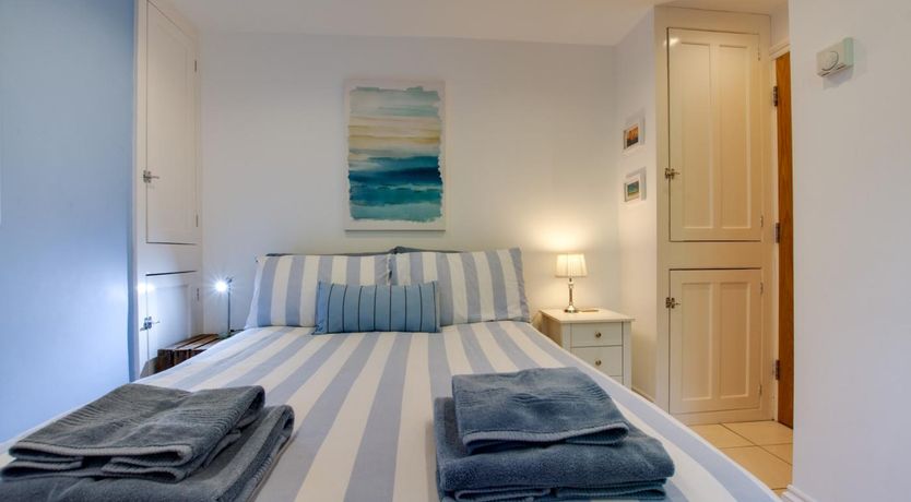 Photo of 3 Bed in Aberporth