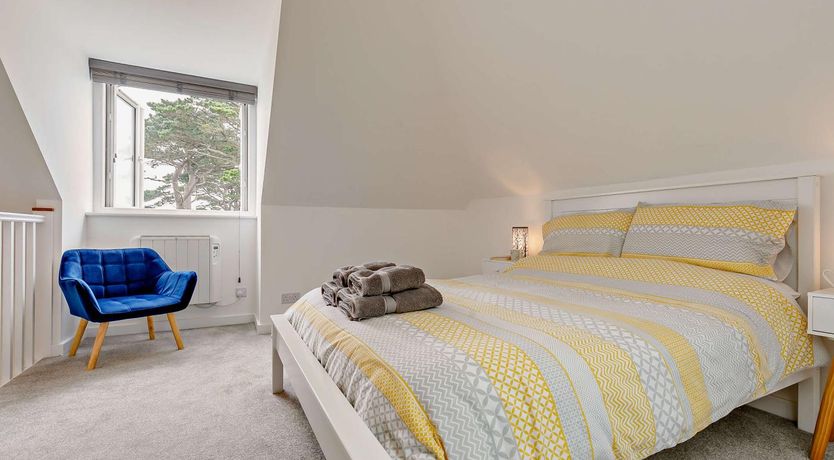 Photo of 2 Bed in Carlyon Bay