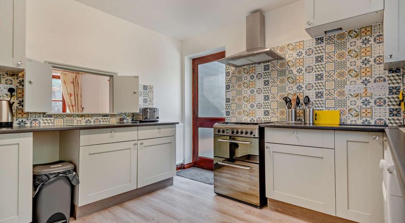 Photo of 4 Bed in Woodbridge