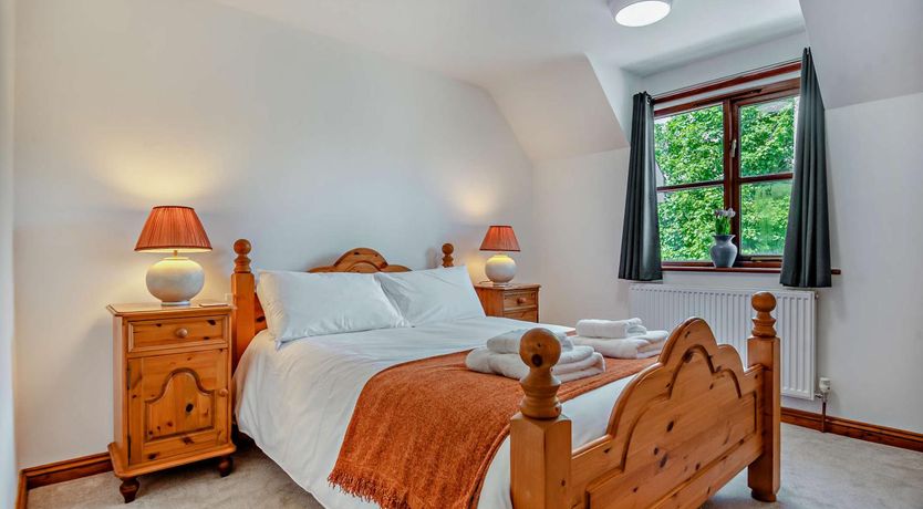 Photo of 4 Bed in Woodbridge