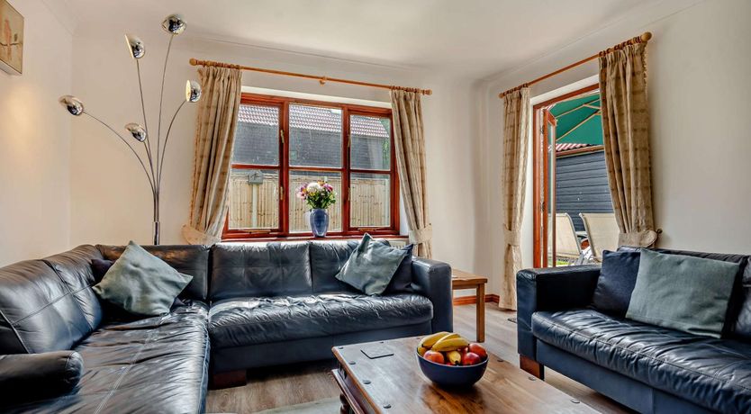 Photo of 4 Bed in Woodbridge