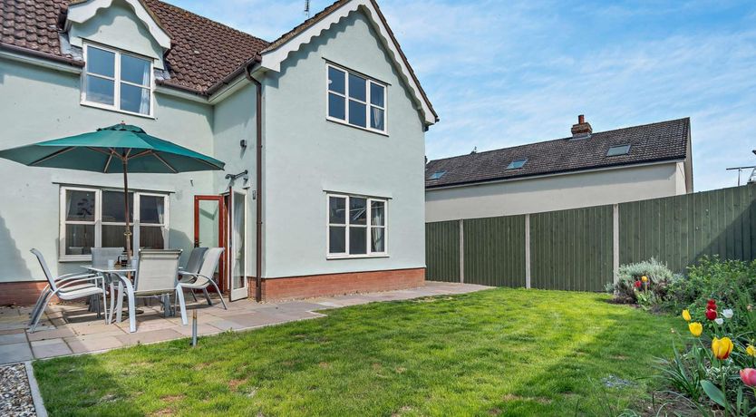 Photo of 4 Bed in Woodbridge