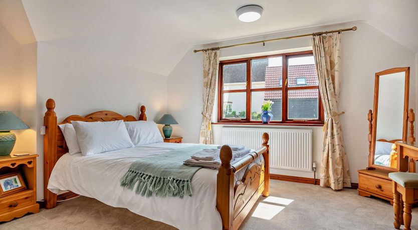 Photo of 4 Bed in Woodbridge