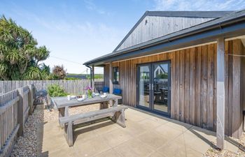 2 Bed in Widemouth Bay Holiday Home