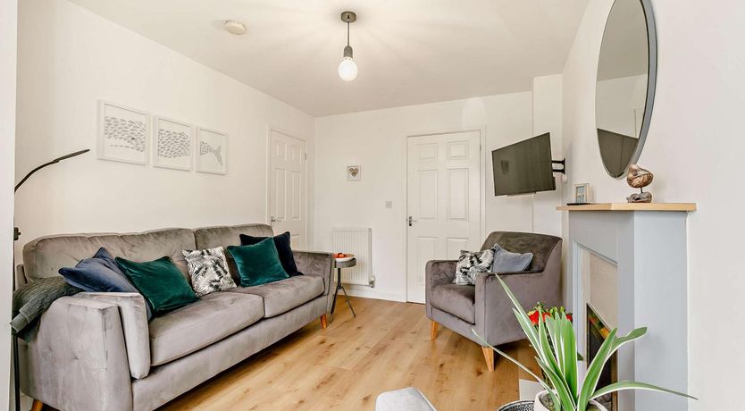 Photo of 2 Bed in Charlestown