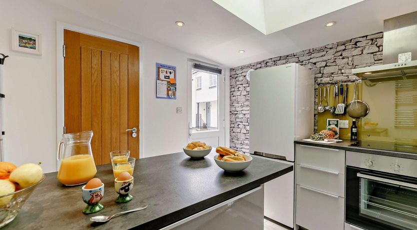 Photo of 2 Bed in Mousehole