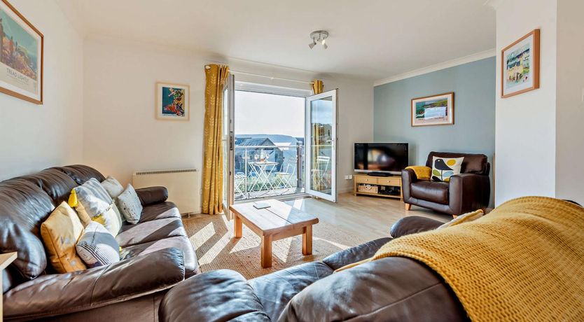 Photo of 3 Bed in Broad Haven