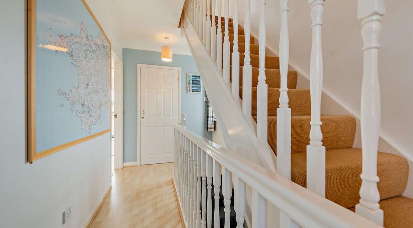 Photo of 3 Bed in Broad Haven