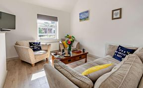 Photo of 2 Bed in Helston