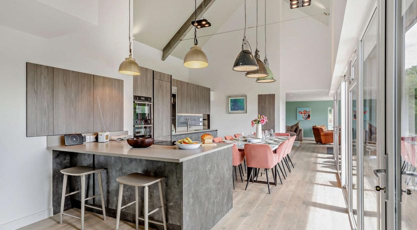 Photo of 6 Bed in St. Mellion