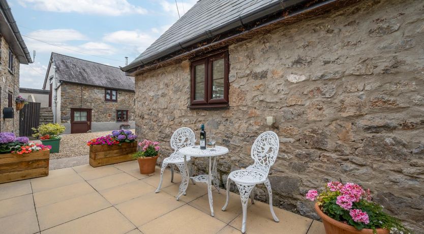 Photo of 1 Bed in Reynoldston