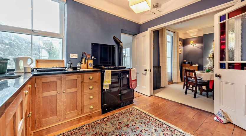 Photo of 3 Bed in Aberaeron