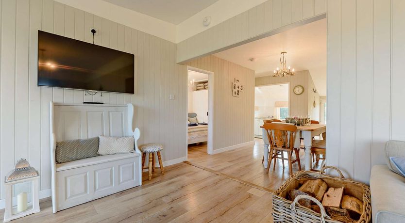 Photo of 4 Bed in Llansteffan