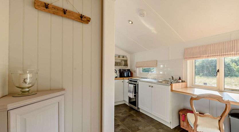 Photo of 4 Bed in Llansteffan