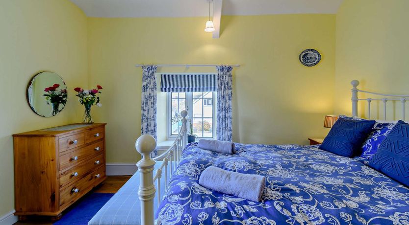 Photo of 4 Bed in Broad Haven