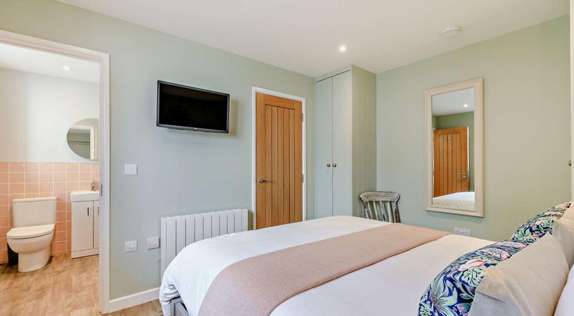 Photo of 1 Bed in Beer