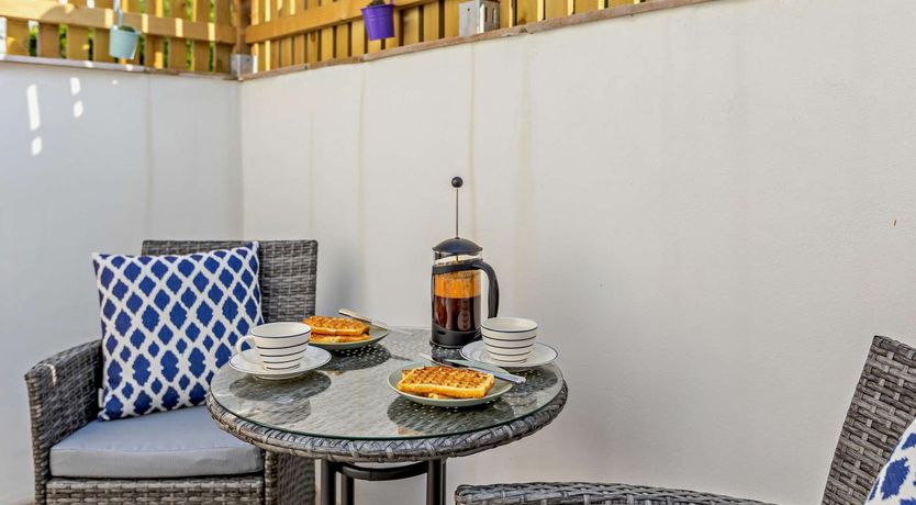 Photo of 1 Bed in Beer