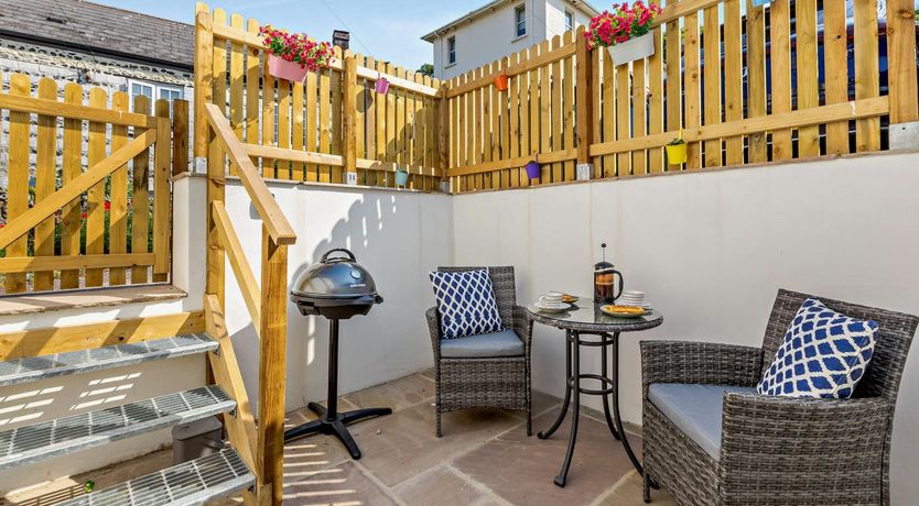 Photo of 1 Bed in Beer