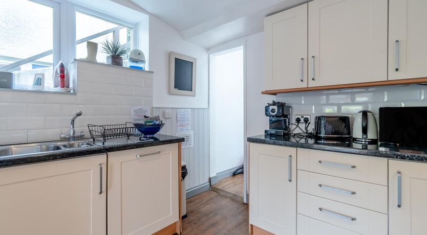 Photo of 2 Bed in Broad Haven