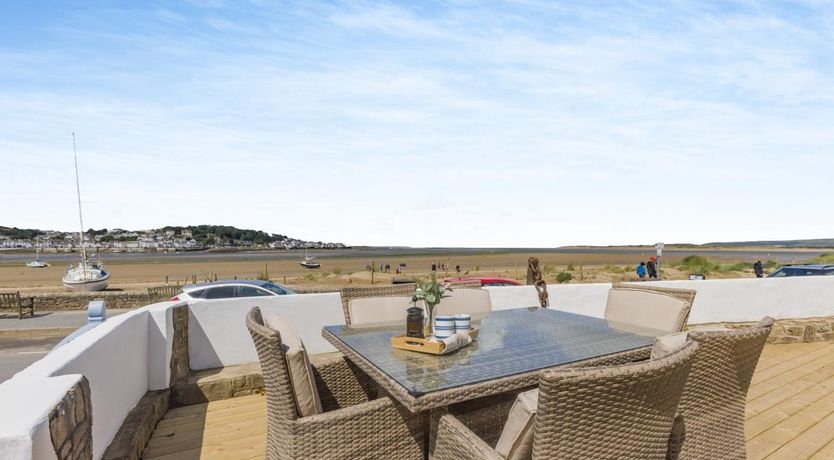 Photo of 9 Bed in Instow