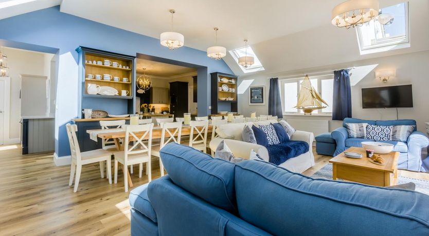 Photo of 9 Bed in Instow