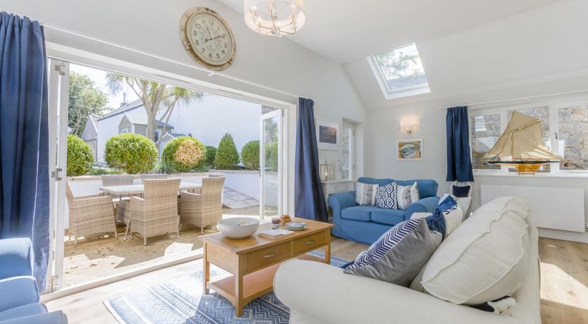 Photo of 9 Bed in Instow