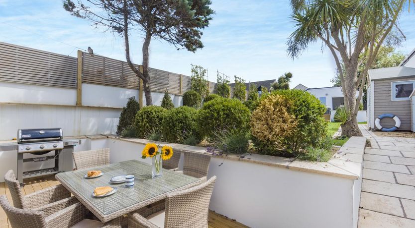 Photo of 9 Bed in Instow