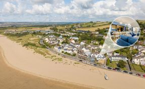 Photo of 9 Bed in Instow