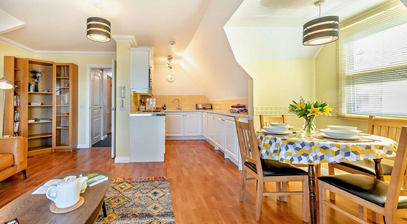 Photo of 2 Bed in Broad Haven