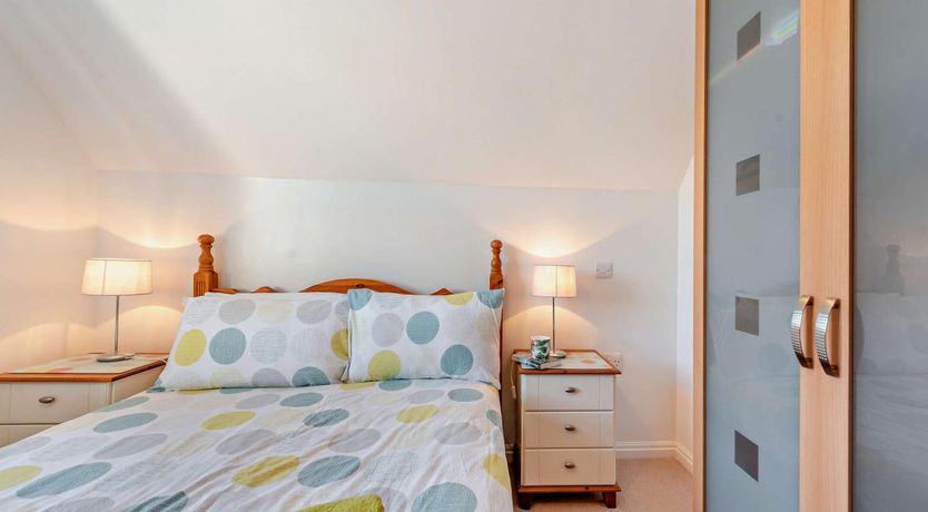 Photo of 2 Bed in Broad Haven