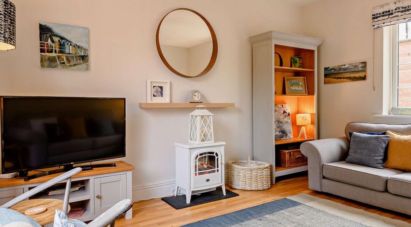 Photo of 2 Bed in Overstrand