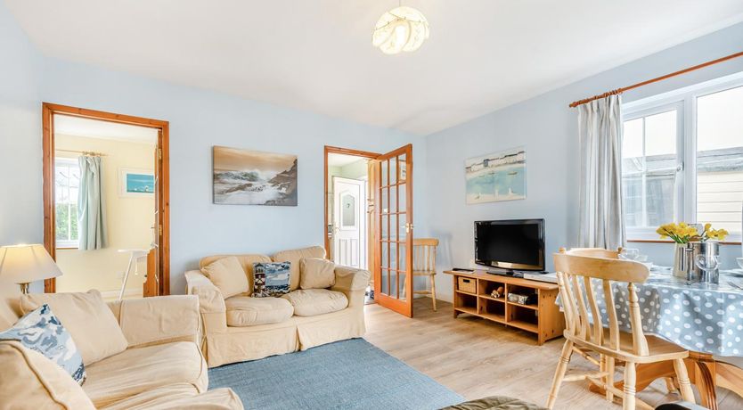Photo of 3 Bed in Broad Haven