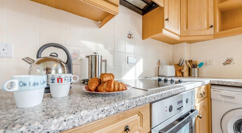 Photo of 3 Bed in Broad Haven