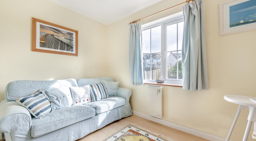 Photo of 3 Bed in Broad Haven