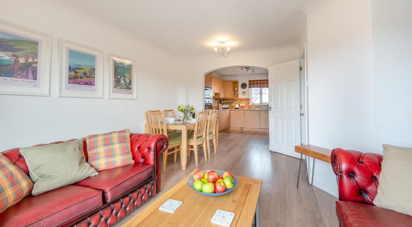 Photo of 3 Bed in Broad Haven