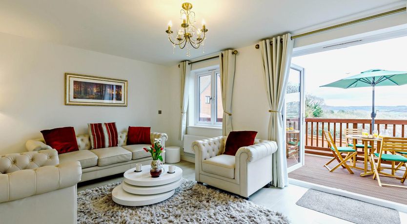 Photo of 4 Bed in Seaton