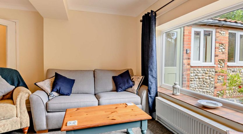 Photo of 3 Bed in Blakeney