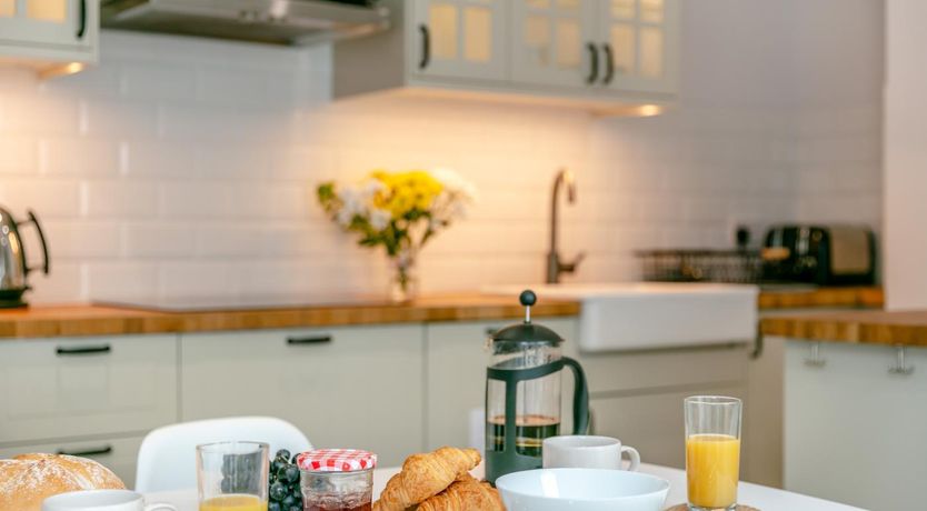 Photo of 3 Bed in Beer