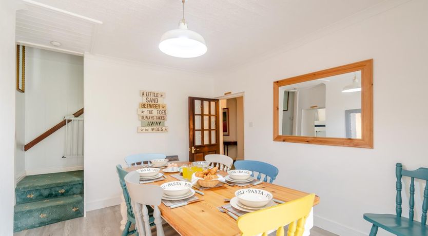 Photo of 4 Bed in Little Haven