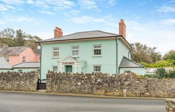 4 Bed in Little Haven Holiday Home