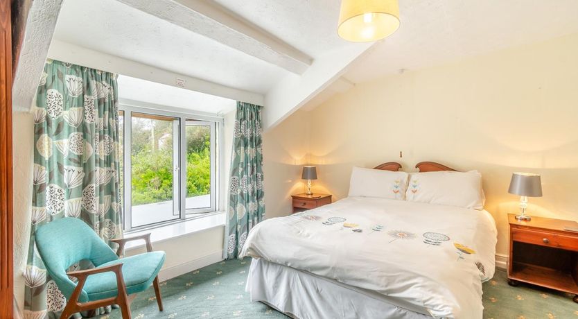 Photo of 4 Bed in Little Haven