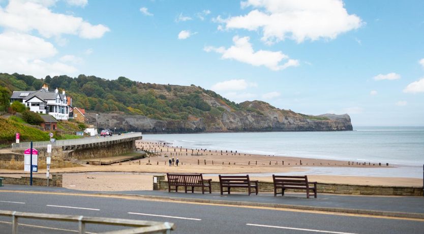 Photo of 4 Bed in Sandsend