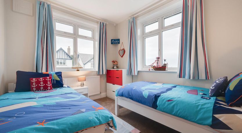 Photo of 4 Bed in Sandsend